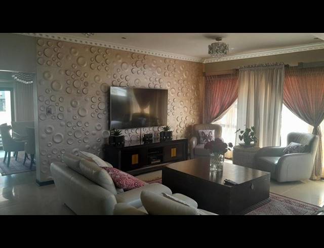 5 BEDROOM HOUSE FOR SALE IN CELTIC MEADOWS